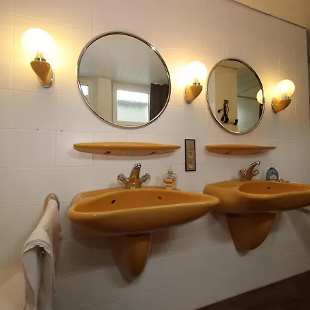 B Renh Tte Apartman *